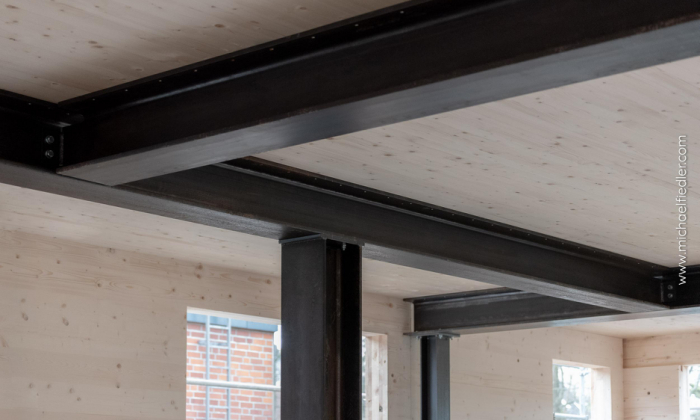 Holzbau / Stahlbau